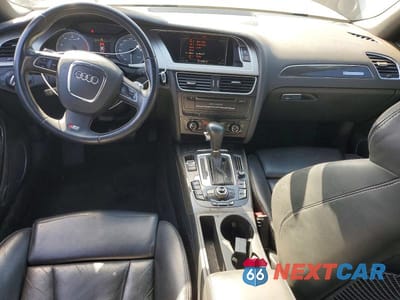 Zdjęcie 8 z 13 samochodu: 2010 AUDI S4 PREMIUM PLUS VIN:WAUBGAFL9AA155490 - miniatura