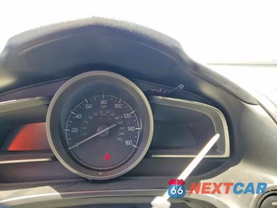 Zdjęcie 9 z 12 samochodu: 2017 MAZDA 3 SPORT VIN:3MZBN1U77HM116860 - miniatura
