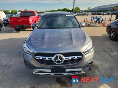 Piąte zdjęcie samochodu w środku: 2021 MERCEDES-BENZ GLA 250 VIN:W1N4N4GB2MJ149584 - miniatura