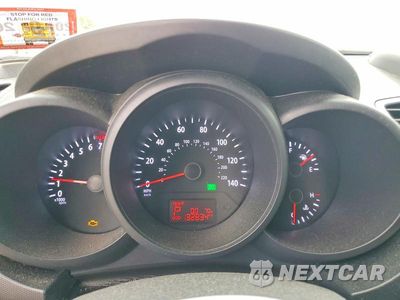 Zdjęcie 9 z 12 samochodu: 2012 KIA SOUL BASE VIN:KNDJT2A55C7466973 - miniatura