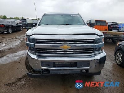 Piąte zdjęcie samochodu w środku: 2018 CHEVROLET SILVERADO C2500 HEAVY DUTY VIN:1GC1CUEGXJF249106 - miniatura
