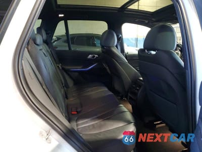 Zdjęcie 11 z 13 samochodu: 2019 BMW X5 XDRIVE40I VIN:5UXCR6C58KLL11897 - miniatura