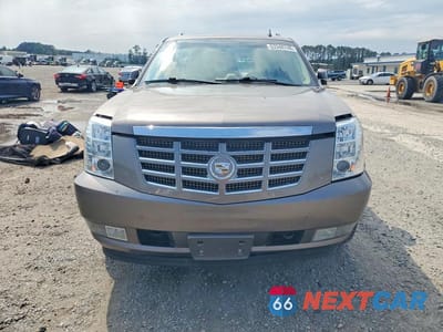Piąte zdjęcie samochodu w środku: 2012 CADILLAC ESCALADE ESV LUXURY VIN:1GYS3HEF7CR314248 - miniatura