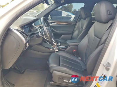 Zdjęcie 7 z 13 samochodu: 2018 BMW X3 XDRIVE30I VIN:5UXTR9C50JLD66878 - miniatura