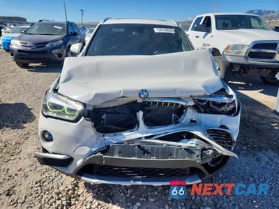 Piąte zdjęcie samochodu w środku: 2017 BMW X1 XDRIVE28I VIN:WBXHT3C37H5F82412 - miniatura