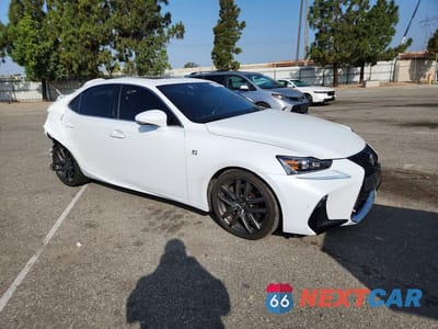 Czwarte zdjęcie samochodu z boku: 2019 LEXUS IS 300 VIN:JTHBA1D21K5092473 - miniatura