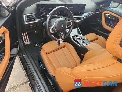Zdjęcie 8 z 12 samochodu: 2024 BMW M240XI VIN:3MW53CM05R8E12228 - miniatura