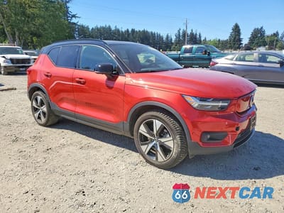 Czwarte zdjęcie samochodu z boku: 2022 VOLVO XC40 P8 RECHARGE PLUS VIN:YV4ED3UR6N2691578 - miniatura