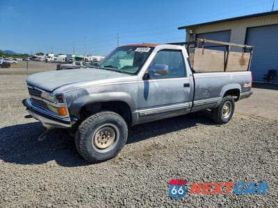 1991 CHEVROLET GMT-400 K2500 1GCGK24K4ME114026 - główne zdjęcie licytacji z USA - miniatura