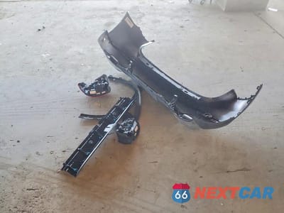 Zdjęcie 13 z 14 samochodu: 2021 MERCEDES-BENZ GLA 250 4MATIC VIN:W1N4N4HB8MJ196486 - miniatura