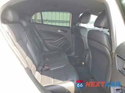 Zdjęcie 10 z 12 samochodu: 2017 MERCEDES-BENZ GLA 250 VIN:WDCTG4EB3HJ332931 - miniatura