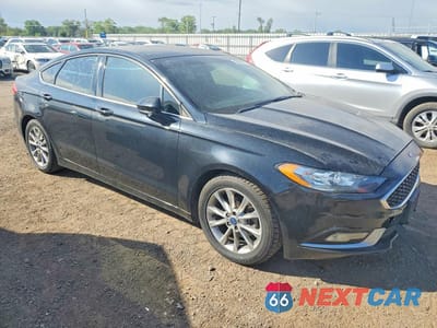 Czwarte zdjęcie samochodu z boku: 2017 FORD FUSION SE VIN:3FA6P0HD3HR194831 - miniatura