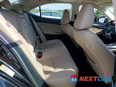 Zdjęcie 10 z 12 samochodu: 2018 LEXUS IS 300 VIN:JTHBA1D21J5075493 - miniatura
