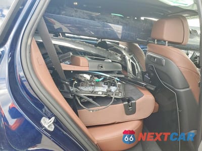 Zdjęcie 10 z 12 samochodu: 2026 BMW X5 XDRIVE50E VIN:5UX43EU09T9084138 - miniatura