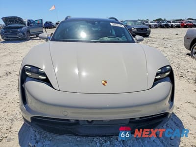 Piąte zdjęcie samochodu w środku: 2022 PORSCHE TAYCAN CROSS TURISMO 4 VIN:WP0BA2Y13NSA67298 - miniatura