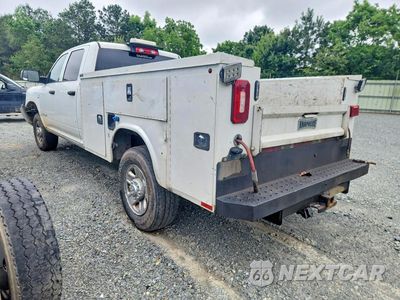 Trzecie zdjęcie samochodu z tyłu: 2022 RAM 3500 TRADESMAN VIN:3C63R3GL2NG334383 - miniatura