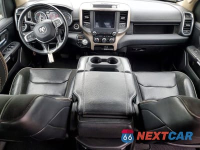 Zdjęcie 8 z 12 samochodu: 2019 RAM 1500 LARAMIE VIN:1C6SRFJT5KN725357 - miniatura