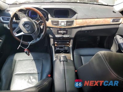 Zdjęcie 8 z 12 samochodu: 2014 MERCEDES-BENZ E 350 4MATIC VIN:WDDHF8JB7EA919999 - miniatura