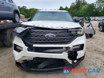 Piąte zdjęcie samochodu w środku: 2022 FORD EXPLORER XLT VIN:1FMSK8DH3NGC31826 - miniatura