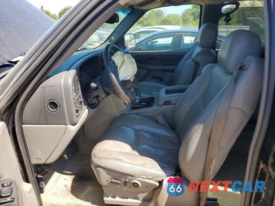 Zdjęcie 7 z 12 samochodu: 2003 CHEVROLET TAHOE K1500 VIN:1GNEK13Z53J243809 - miniatura