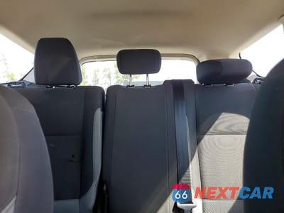 Zdjęcie 10 z 13 samochodu: 2016 FORD ESCAPE S VIN:1FMCU0F71GUC80497 - miniatura