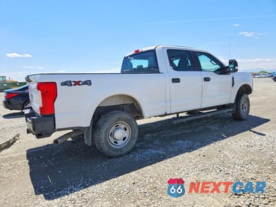 Trzecie zdjęcie samochodu z tyłu: 2019 FORD F250 SUPER DUTY VIN:1FT7W2B60KEE67211 - miniatura