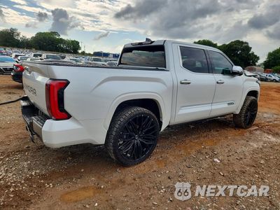 Trzecie zdjęcie samochodu z tyłu: 2023 TOYOTA TUNDRA CREWMAX CAPSTONE VIN:5TFVC5DB7PX015201 - miniatura