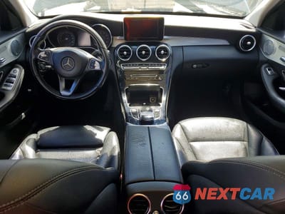 Zdjęcie 8 z 12 samochodu: 2016 MERCEDES-BENZ C 300 VIN:55SWF4JB6GU171703 - miniatura
