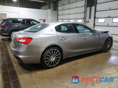 Trzecie zdjęcie samochodu z tyłu: 2018 MASERATI GHIBLI S VIN:ZAM57YTS9J1286225 - miniatura