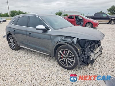 Czwarte zdjęcie samochodu z boku: 2021 AUDI SQ5 PREMIUM PLUS VIN:WA1B4AFY3M2030727 - miniatura