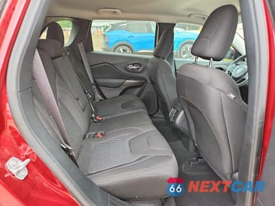 Zdjęcie 10 z 12 samochodu: 2020 JEEP CHEROKEE LATITUDE VIN:1C4PJLCB4LD547442 - miniatura