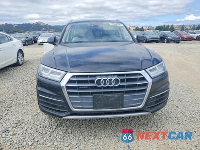 Piąte zdjęcie samochodu w środku: 2018 AUDI Q5 PREMIUM PLUS VIN:WA1BNAFY5J2243395 - miniatura