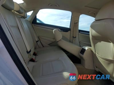 Zdjęcie 10 z 12 samochodu: 2014 VOLKSWAGEN PASSAT SE VIN:1VWBS7A38EC100824 - miniatura