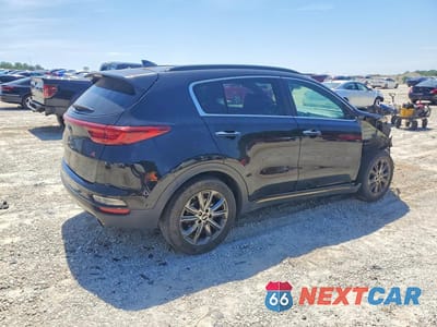 Trzecie zdjęcie samochodu z tyłu: 2020 KIA SPORTAGE S VIN:KNDP63AC5L7666399 - miniatura