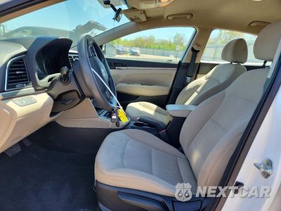 Zdjęcie 7 z 13 samochodu: 2018 HYUNDAI ELANTRA SEL VIN:5NPD84LF5JH375730 - miniatura