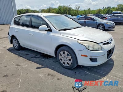 Czwarte zdjęcie samochodu z boku: 2011 HYUNDAI ELANTRA TOURING GLS VIN:KMHDB8AEXBU098868 - miniatura