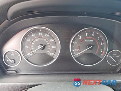 Zdjęcie 9 z 12 samochodu: 2018 BMW 330 XI VIN:WBA8D9G58JNU72719 - miniatura