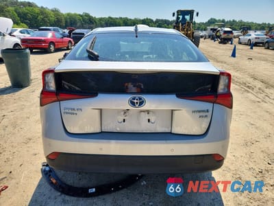 Zdjęcie 6 z 12 samochodu: 2019 TOYOTA PRIUS XLE AWD-E VIN:JTDL9RFU1K3000866 - miniatura