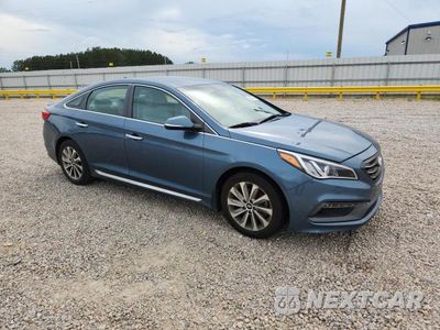 Czwarte zdjęcie samochodu z boku: 2015 HYUNDAI SONATA SPORT VIN:5NPE34AF7FH084241 - miniatura
