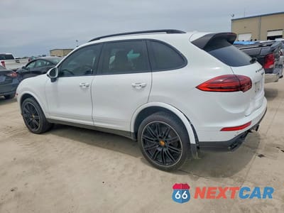 Drugie zdjęcie samochodu z przodu: 2018 PORSCHE CAYENNE VIN:WP1AA2A29JKA02606 - miniatura