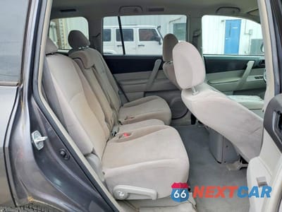 Zdjęcie 11 z 13 samochodu: 2009 TOYOTA HIGHLANDER BASE VIN:JTEDA41A492006328 - miniatura