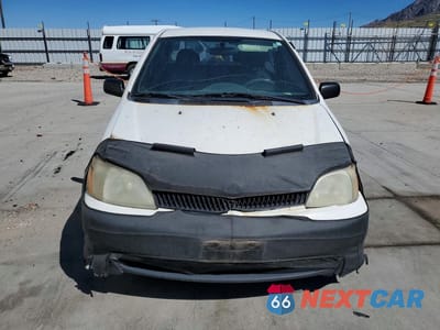 Piąte zdjęcie samochodu w środku: 2002 TOYOTA ECHO BASE VIN:JTDAT123920208437 - miniatura