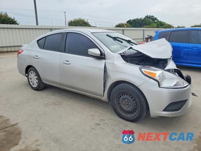 Czwarte zdjęcie samochodu z boku: 2018 NISSAN VERSA SV VIN:3N1CN7AP7JK397514 - miniatura