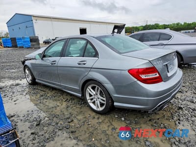 Drugie zdjęcie samochodu z przodu: 2014 MERCEDES-BENZ C 300 4MATIC VIN:WDDGF8AB1EA960253 - miniatura