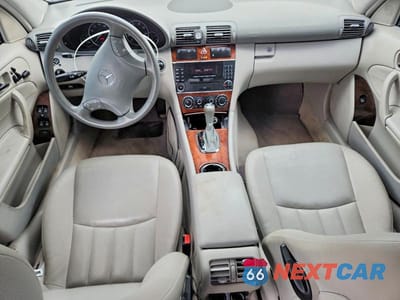 Zdjęcie 8 z 12 samochodu: 2006 MERCEDES-BENZ C 280 4MATIC VIN:WDBRF92J06F771305 - miniatura