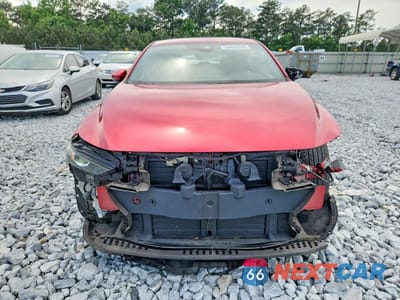 Piąte zdjęcie samochodu w środku: 2019 MAZDA 3 PREFERRED VIN:JM1BPAMM1K1130535 - miniatura