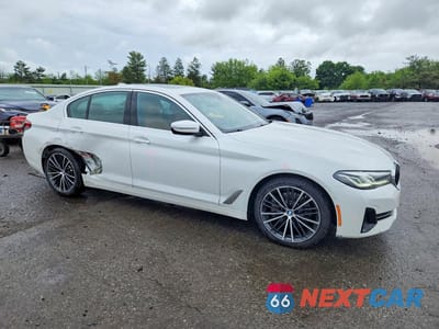 Czwarte zdjęcie samochodu z boku: 2021 BMW 530 XI VIN:WBA13BJ02MCF71192 - miniatura
