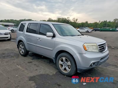 Czwarte zdjęcie samochodu z boku: 2015 HONDA PILOT EXL VIN:5FNYF3H5XFB002545 - miniatura