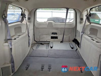 Zdjęcie 10 z 13 samochodu: 2008 DODGE GRAND CARAVAN SE VIN:2D8HN44H28R707227 - miniatura