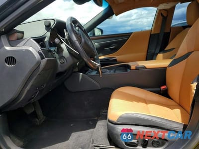 Zdjęcie 7 z 12 samochodu: 2023 LEXUS ES 300H BASE VIN:58ADA1C18PU035661 - miniatura